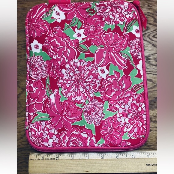 Lilly Pulitzer HOT PINK Neoprene Case 8” X 10” For iPad Mini Or Any Small Tablet - Picture 11 of 11